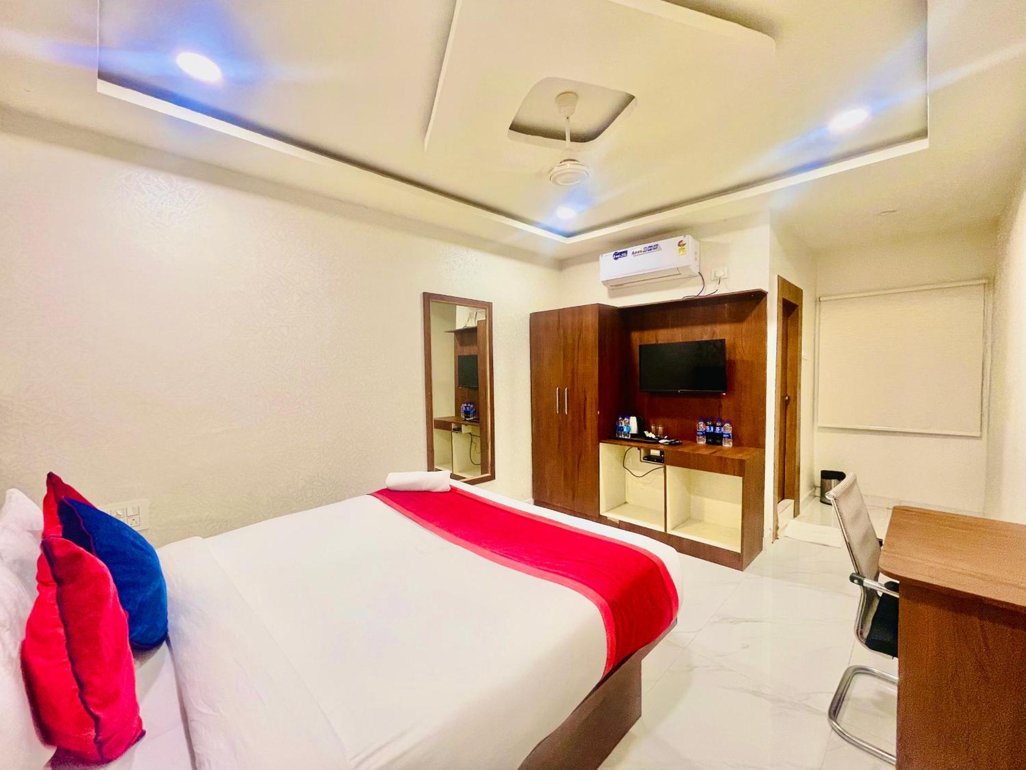 Hotel Eagle Grand Hyderabad Airport Zone Shamshabad Exteriör bild