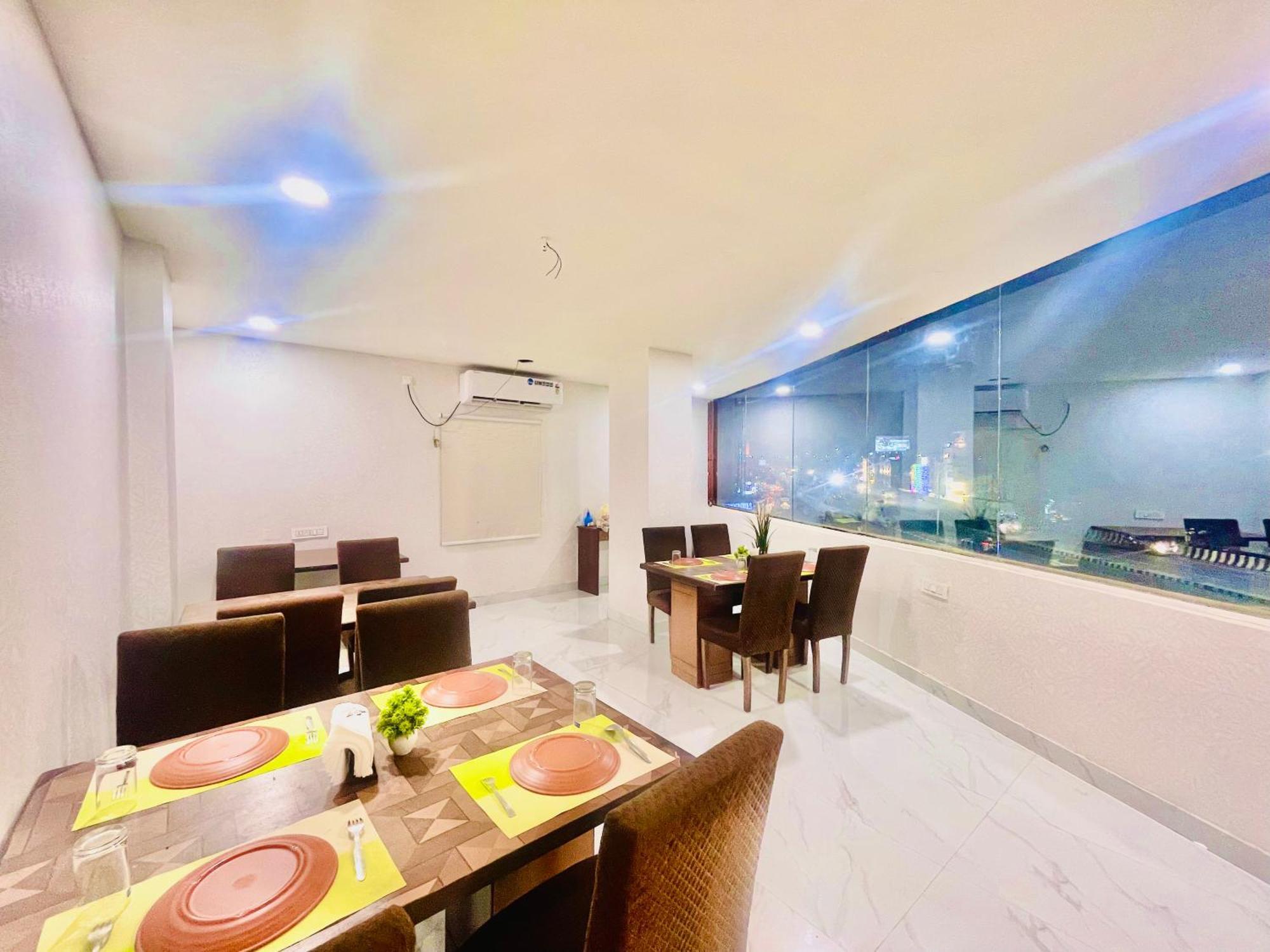 Hotel Eagle Grand Hyderabad Airport Zone Shamshabad Exteriör bild