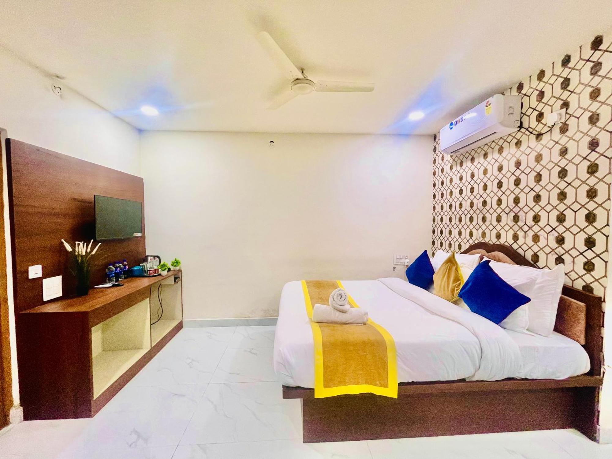 Hotel Eagle Grand Hyderabad Airport Zone Shamshabad Exteriör bild