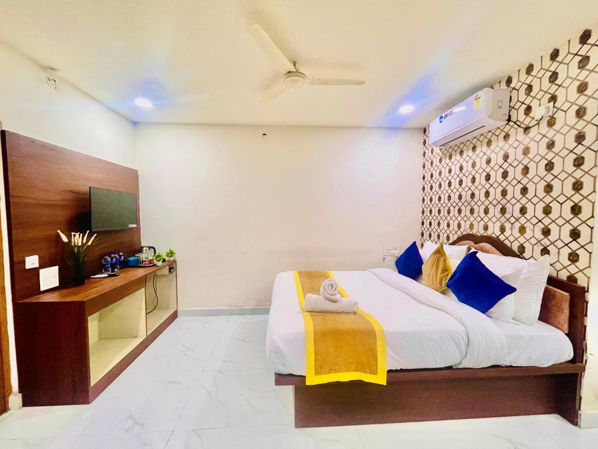 Hotel Eagle Grand Hyderabad Airport Zone Shamshabad Exteriör bild
